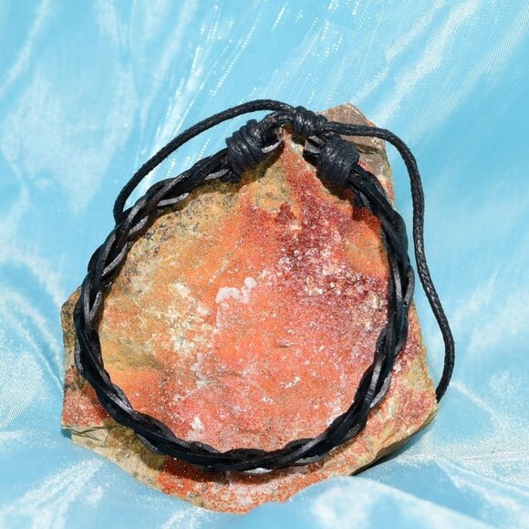 Celtic Braid Mens Weathered Sliding Tie Leather Bracelet True Black Gift Ready - Picture 2 of 8